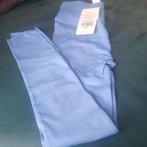 Fabletics sculpknit leggings ( bby blue)